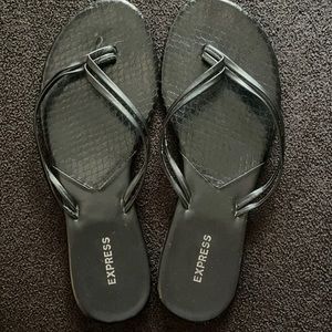 Express Sandals